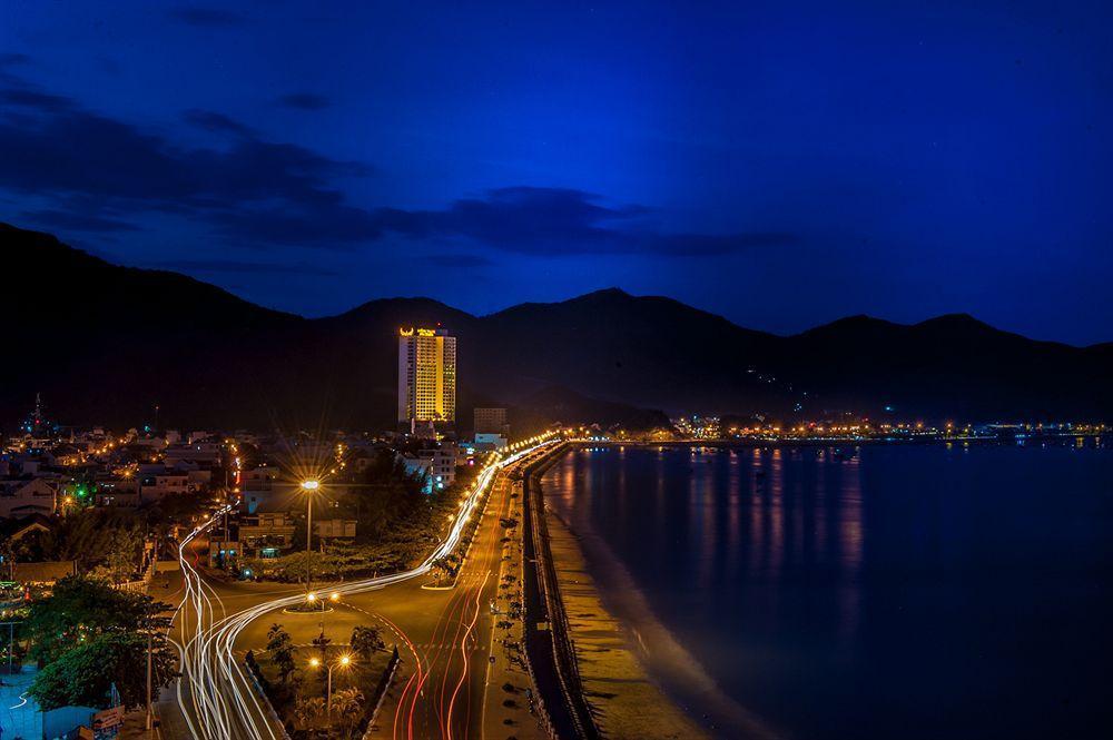 Muong Thanh Grand Nha Trang Hotel Bagian luar foto